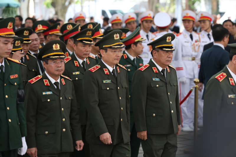 Đoàn đại biểu các đơn vị CAND thành kính viếng Tổng Bí thư Nguyễn Phú Trọng -0