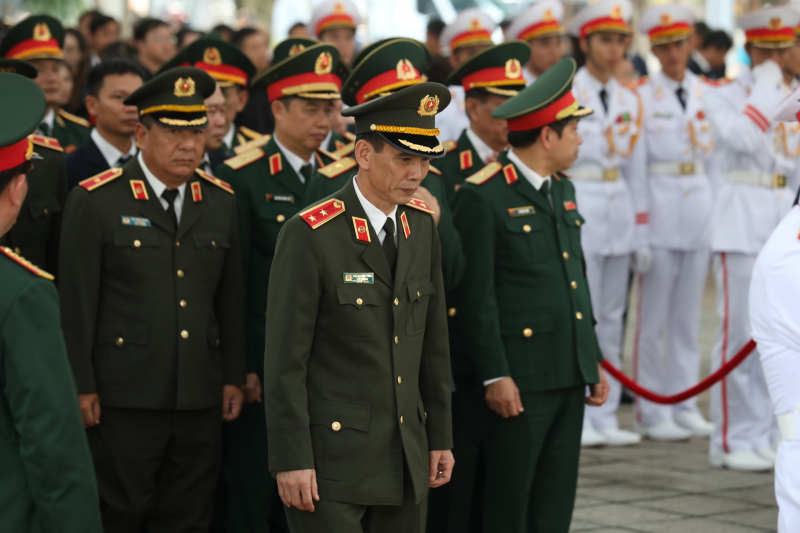 Đoàn đại biểu các đơn vị CAND thành kính viếng Tổng Bí thư Nguyễn Phú Trọng -2