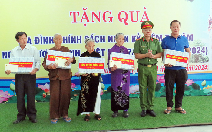 Công an tỉnh Quảng Nam thực hiện tốt công tác đền ơn, đáp nghĩa -0