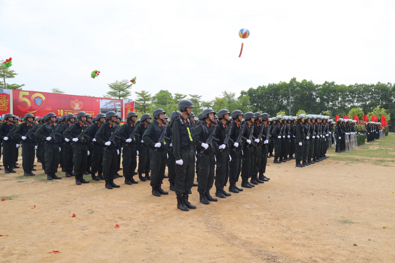 Trung đoàn Cảnh sát Cơ động Bắc Trung Bộ: Vinh dự đón nhận Huân chương Chiến công hạng Ba -0