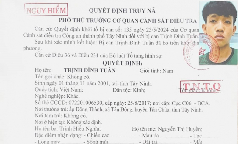 truy1.jpg -0