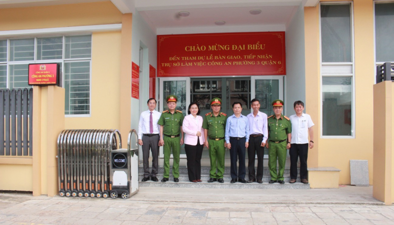 Công an phường đầu tiên ở TP Hồ Chí Minh được bàn giao trụ sở mới -0
