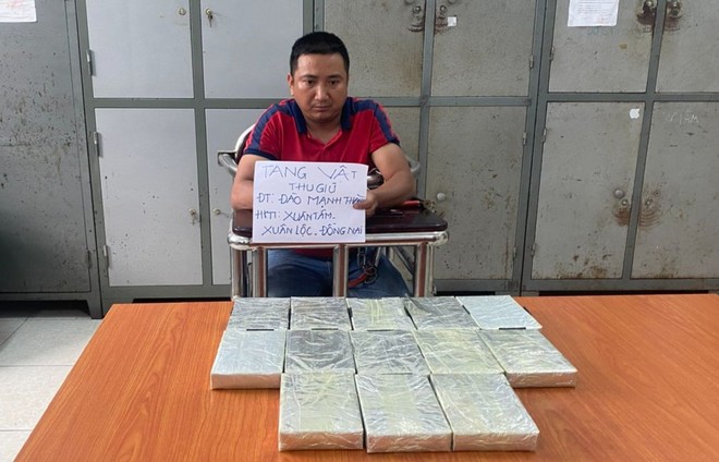 Đường dây vận chuyển 14 bánh heroin được khám phá như thế nào? -0