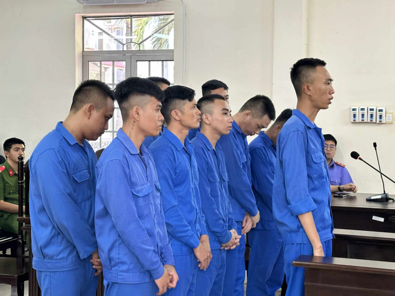 Mang 4 súng và đạn từ Tây Ninh xuống Vũng Tàu để trả thù, nhóm thanh niên lãnh án -0