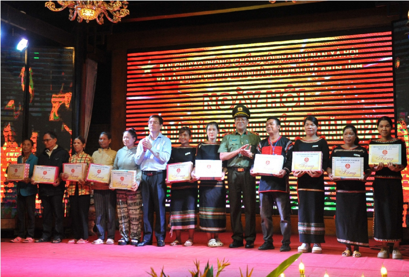 Thứ trưởng Lê Quốc Hùng dự Ngày hội Toàn dân bảo vệ an ninh Tổ quốc tại Đắk Lắk -0