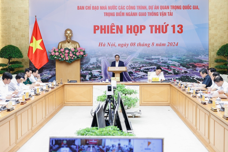 Thủ tướng: Tăng tốc, bứt phá để hoàn thành thêm 1.200 km cao tốc vào năm 2025 -0