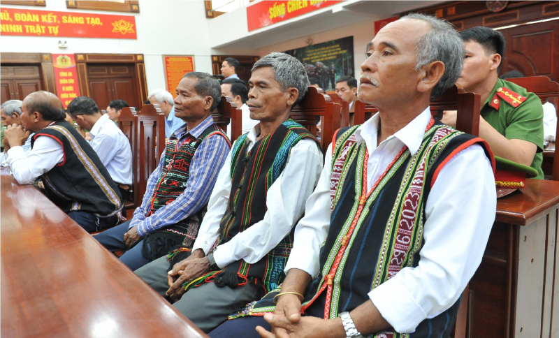 Biểu dương điển hình tiên tiến trong phong trào Toàn dân bảo vệ ANTQ -1