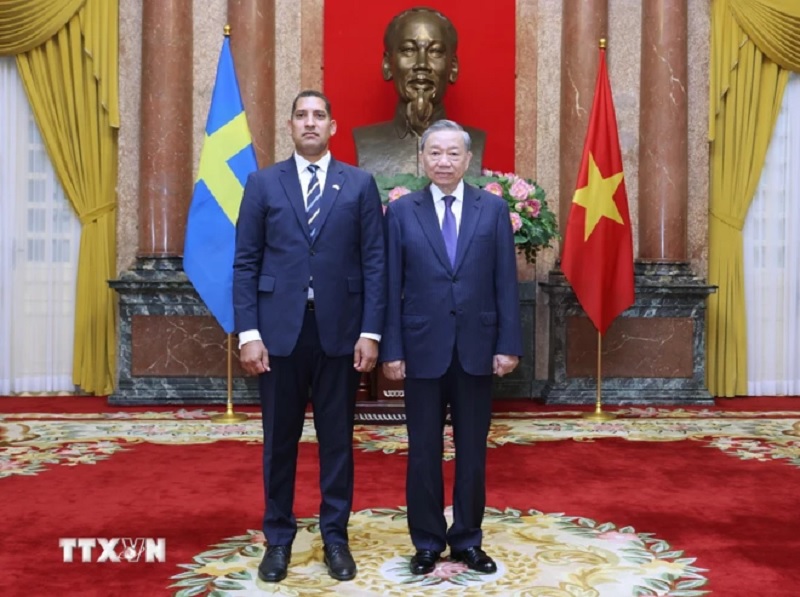 Tổng Bí thư, Chủ tịch nước Tô Lâm tiếp Đại sứ các nước trình Quốc thư -0