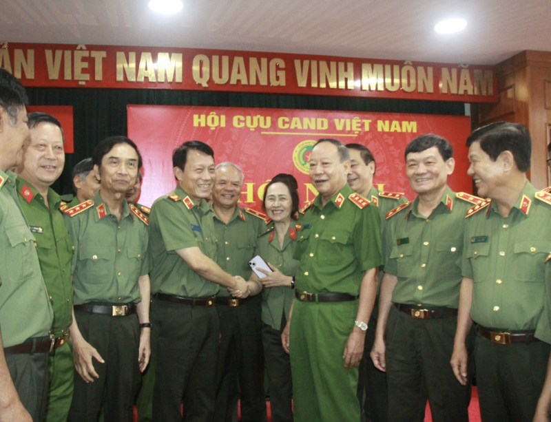 Hội Cựu CAND -0