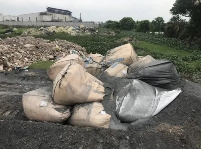 Khởi tố chủ tịch công ty đổ xỉ thải từ quá trình tái chế chì ra môi trường -0