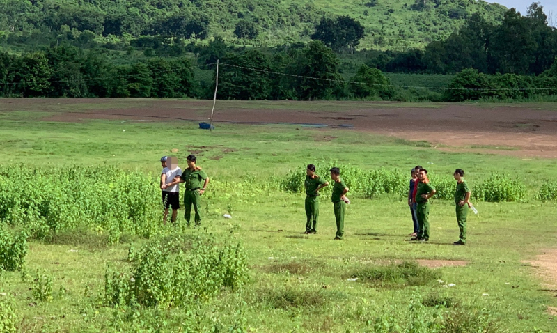 Khen thưởng các tập thể, cá nhân phá án nhanh vụ hiếp dâm ở Đồi Cừu -0