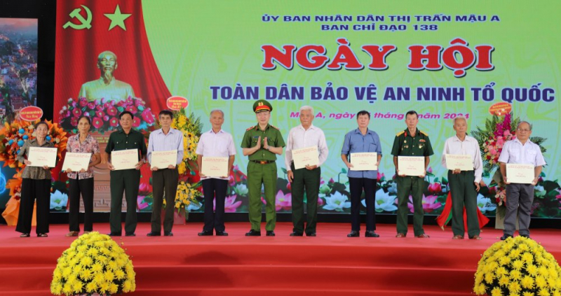 Thứ trưởng Nguyễn Ngọc Lâm dự Ngày hội Toàn dân bảo vệ an ninh Tổ quốc tại tỉnh Yên Bái -0