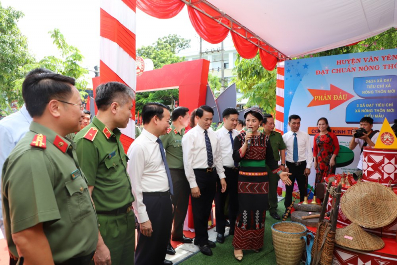 Thứ trưởng Nguyễn Ngọc Lâm dự Ngày hội Toàn dân bảo vệ an ninh Tổ quốc tại tỉnh Yên Bái -0