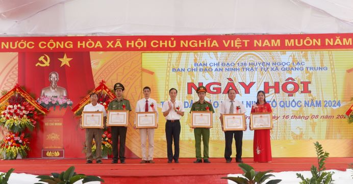 Giữ vững ổn định chính trị và trật tự, an toàn xã hội ngay từ cơ sở -0