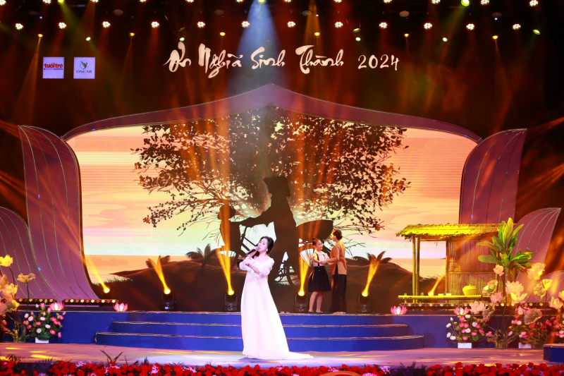 “Ơn nghĩa sinh thành 2024” – Lắng đọng, nhiều suy tư về chữ Hiếu trong đời sống hiện đại -0