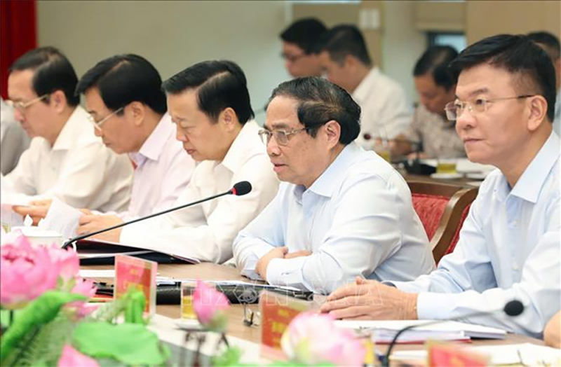 Thủ tướng: Thực hiện 5 trọng tâm, 10 nhiệm vụ phát triển Hà Nội thời gian tới -0