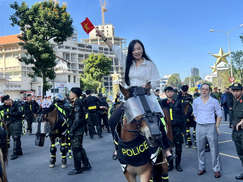 Chương trình đặc biệt biểu diễn võ thuật, diễu hành kỵ binh và nhạc kèn CAND -1