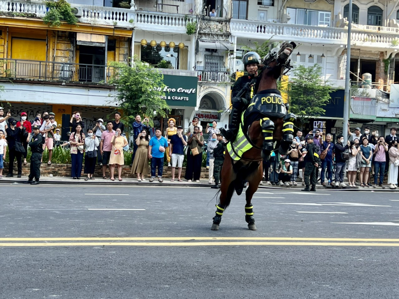 Chương trình đặc biệt biểu diễn võ thuật, diễu hành kỵ binh và nhạc kèn CAND -0