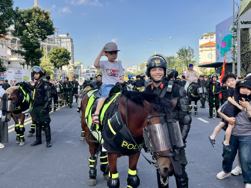 Chương trình đặc biệt biểu diễn võ thuật, diễu hành kỵ binh và nhạc kèn CAND -2