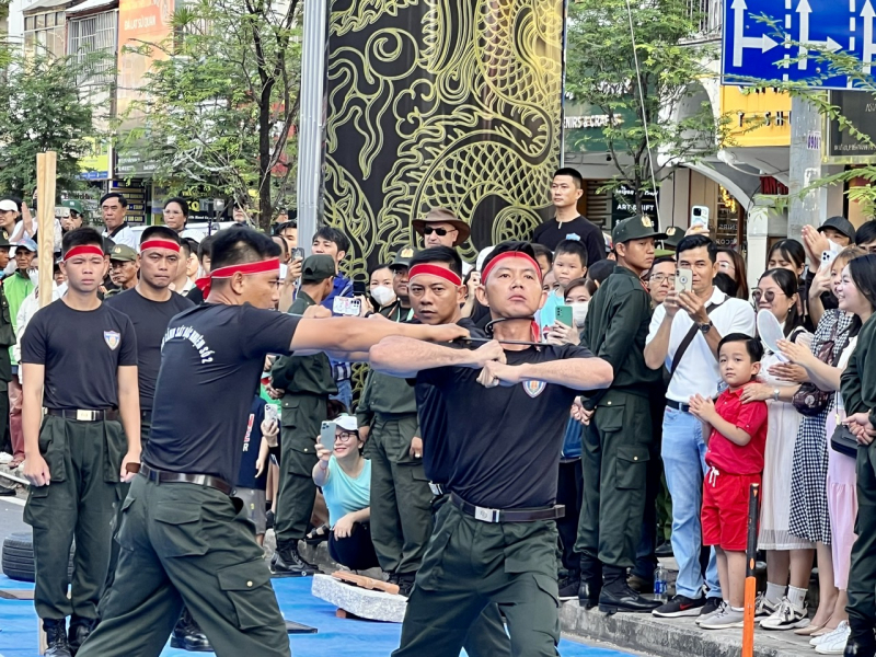 Chương trình đặc biệt biểu diễn võ thuật, diễu hành kỵ binh và nhạc kèn CAND -0