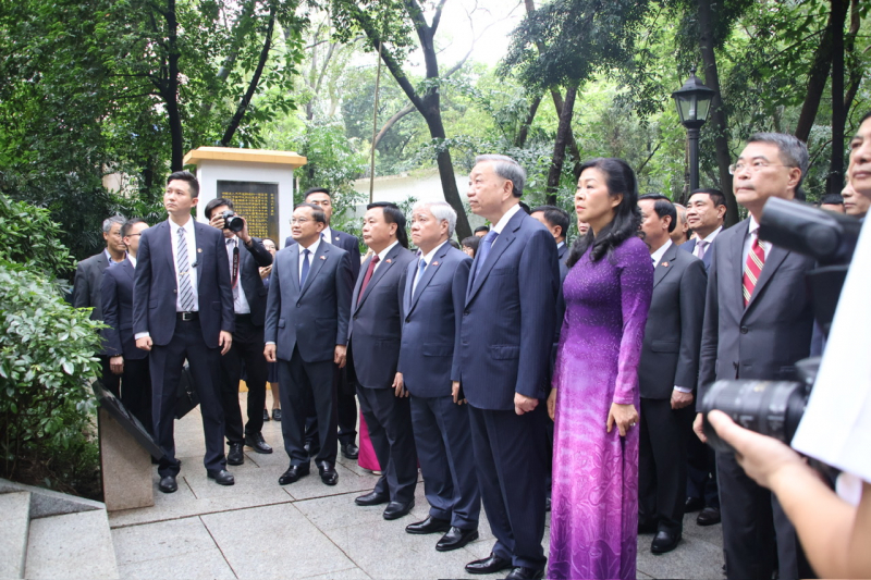 Tổng Bí thư, Chủ tịch nước Tô Lâm cùng Phu nhân thăm Hội Việt Nam Cách mạng Thanh niên tại Quảng Châu -0