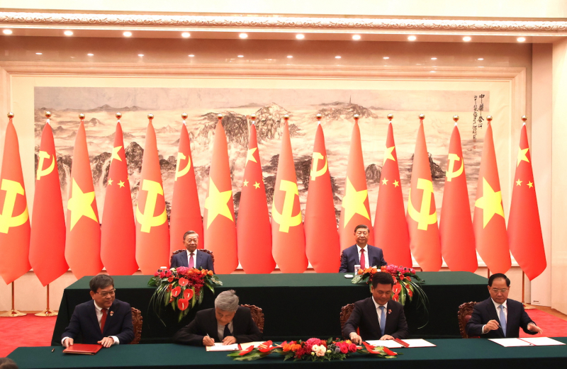 Lễ ký kết các văn kiện hợp tác giữa hai nước Việt Nam - Trung Quốc -0