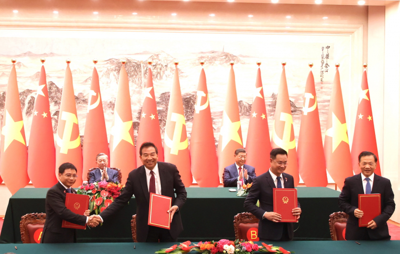 Lễ ký kết các văn kiện hợp tác giữa hai nước Việt Nam - Trung Quốc -0