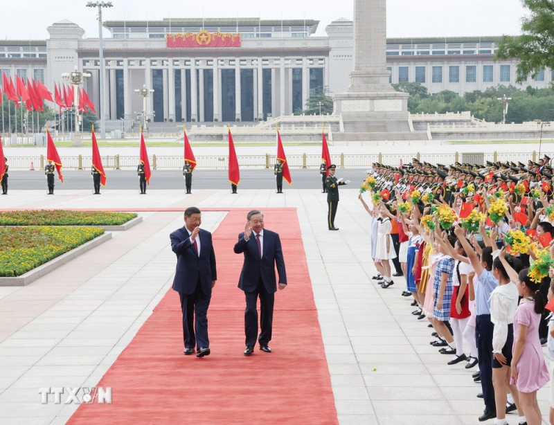 Lễ đón trọng thể Tổng Bí thư, Chủ tịch nước Tô Lâm tại Bắc Kinh, Trung Quốc -0