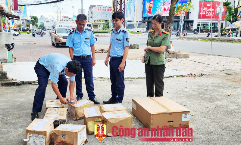 Phạt công ty tàng trữ truyện tranh không có hóa đơn chứng từ 140,5 triệu đồng -0