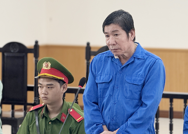 Chấp hành viên lấy tiền thi hành án sử dụng trả nợ và dùng cho mục đích cá nhân -0