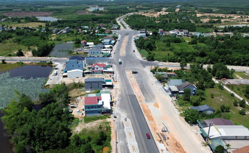 Cận cảnh dự án đường cứu nạn hàng trăm tỷ đồng thi công kéo dài hơn thập kỷ -0