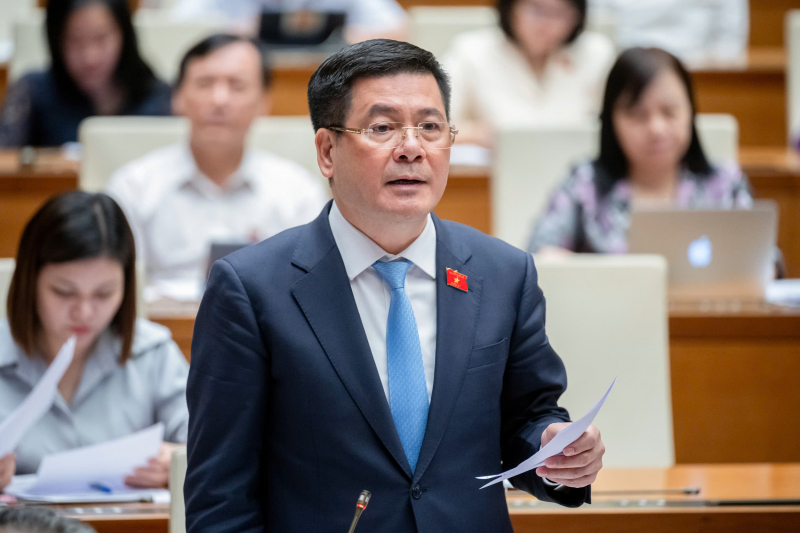 Bộ trưởng Lê Minh Hoan nêu giải pháp khi xót xa nhìn bà con đốn điều trồng sầu riêng -0