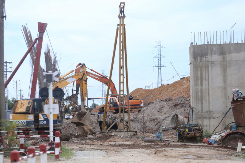 Cận cảnh dự án đường cứu nạn hàng trăm tỷ đồng thi công kéo dài hơn thập kỷ -0