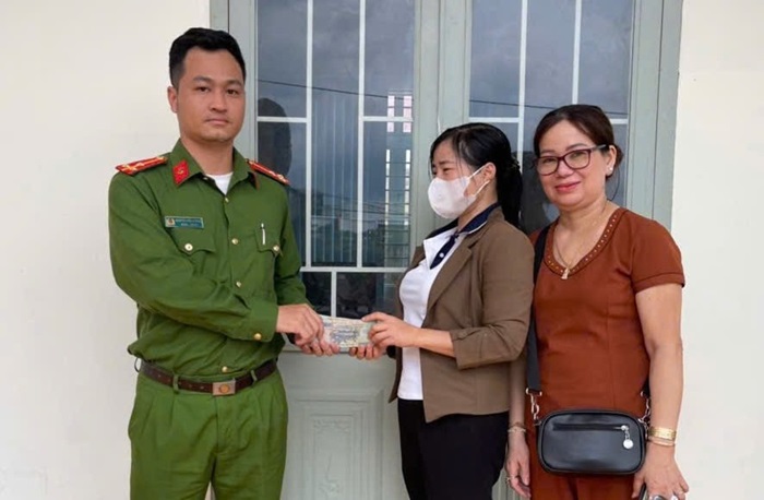 Mua hàng qua mạng, chuyển nhầm 110 triệu đồng -0