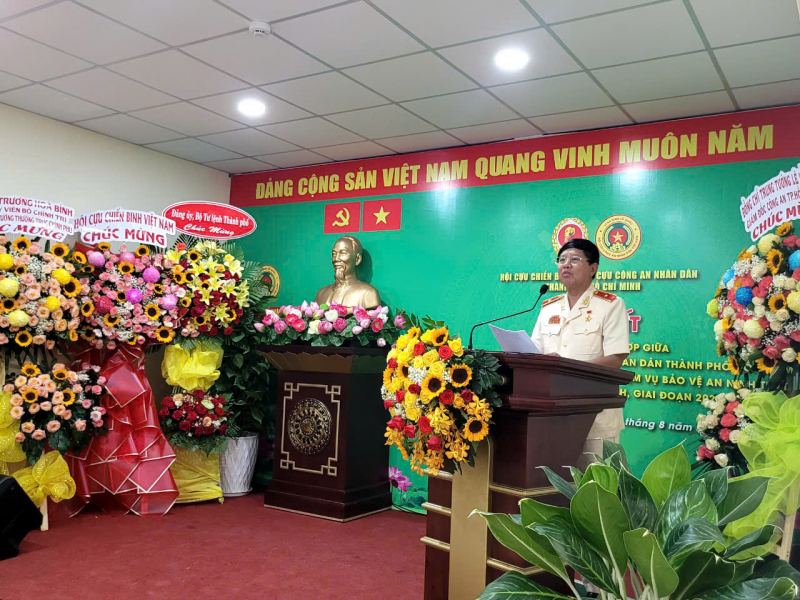 Hội Cựu CAND và Hội Cựu chiến binh TP Hồ Chí Minh ký kết chương trình phối hợp -0