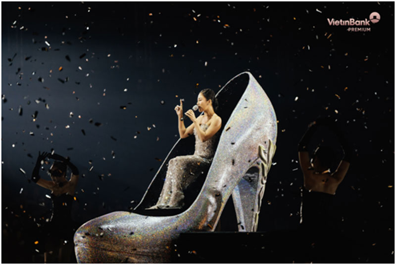 “Bùng nổ” cảm xúc với đêm nhạc Sống trọn tinh hoa đánh dấu hành trình 10 năm VietinBank Premium -0