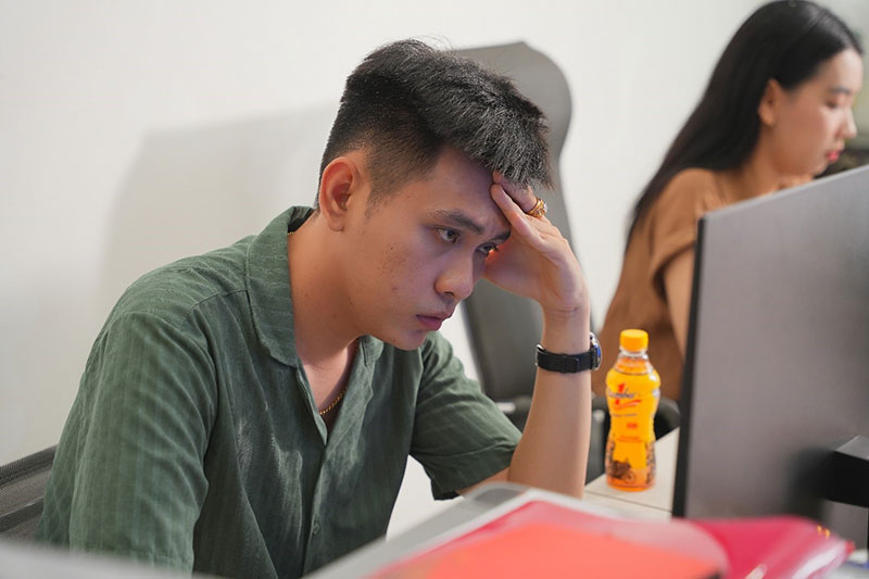 Người lao động chật vật vì thiếu năng lượng làm việc mùa cao điểm -0