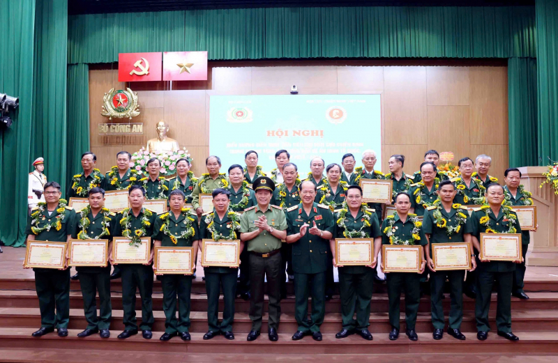 Nhân rộng các gương điển hình tiên tiến cựu chiến binh bảo vệ An ninh Tổ quốc -1