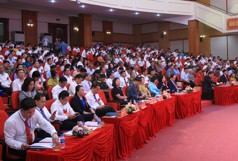 Huyện Thường Tín vinh dự đón nhận Huân chương Lao động hạng Nhất -1