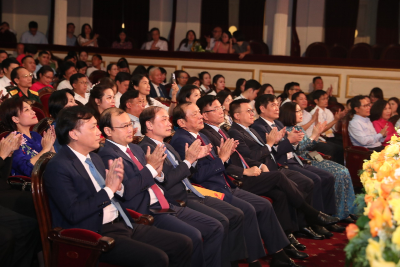 Trao Giải Báo chí toàn quốc “Vì sự nghiệp phát triển Văn hóa, Thể thao và Du lịch” lần thứ hai -0