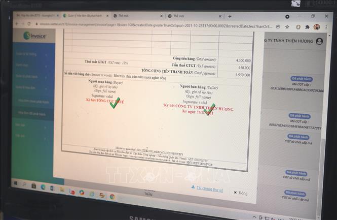 Nhận hối lộ gần 13 tỷ đồng, cán bộ thuế “bảo kê” việc mua bán hoá đơn trái phép -0