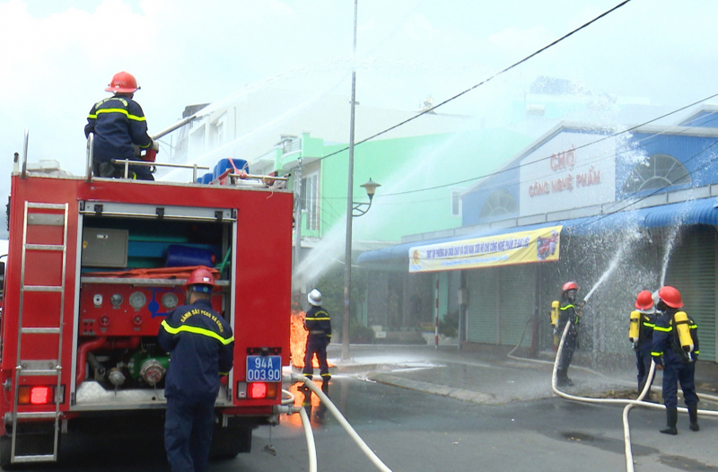 Chủ động phòng ngừa cháy, nổ tại chợ truyền thống ở Bạc Liêu -0