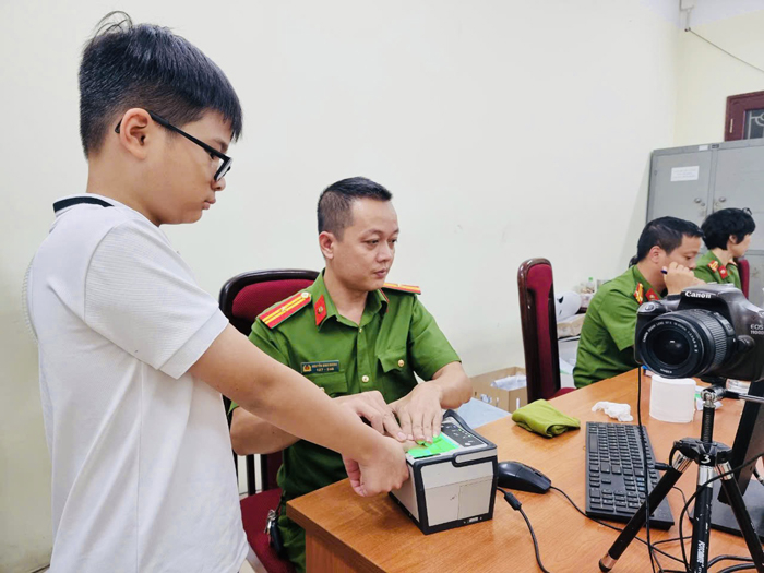 Bộ Công an gương mẫu, đi đầu trong Đề án 06, chuyển đổi số -0