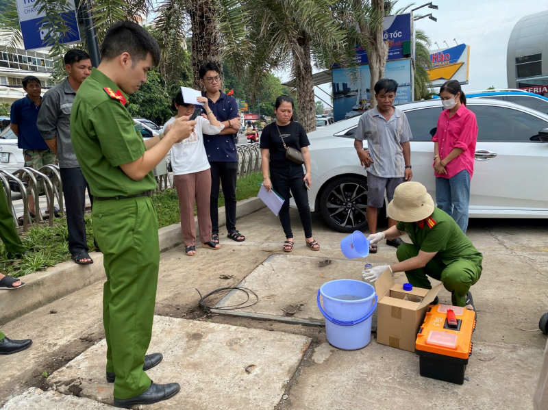 Kiểm tra môi trường, vệ sinh an toàn thực phẩm tại Xí nghiệp Cảng tàu khách Vũng Tàu  -1