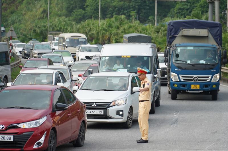 Lực lượng CAND bảo đảm an ninh, an toàn cho nhân dân trong dịp nghỉ Lễ Quốc khánh -0