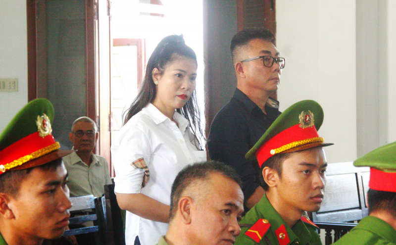 10 bị cáo nhận hối lộ trong đăng kiểm ở Phú Yên lãnh án 79 năm tù -0