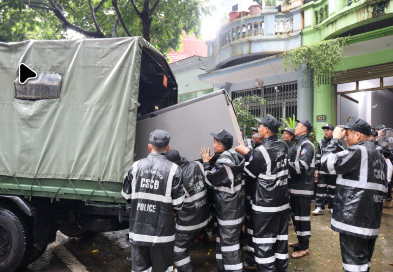 Lào Cai: 10 hộ dân thoát nạn sạt lở đất nhờ sơ tán kịp thời -0