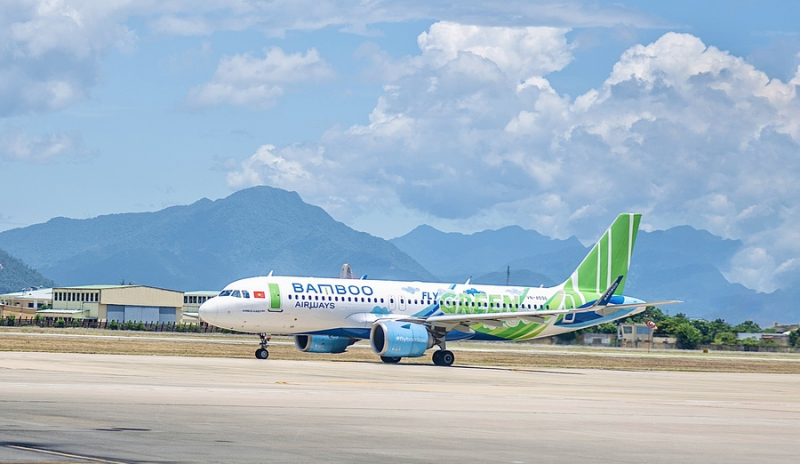 Ba hãng hàng không nhận vận chuyển miễn phí hàng hóa cứu trợ vùng bão lũ miền Bắc -0