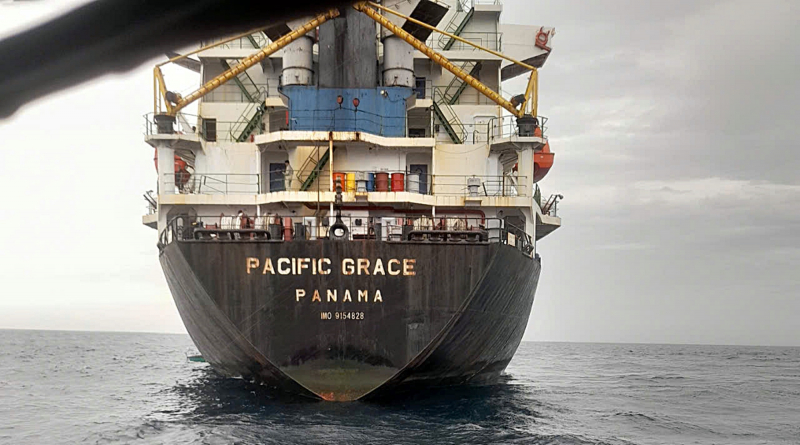 Tàu cá bị chìm sau va chạm tàu hàng, 8 ngư dân được ứng cứu kịp thời -0