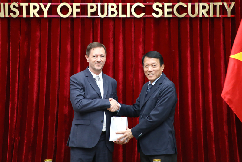 Việt Nam - Hungary mở rộng hợp tác thực thi pháp luật -0